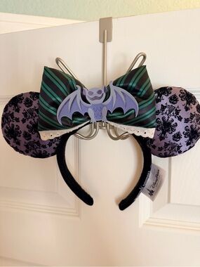 Disneyland Parks Haunted Mansion Purple and Black Bat Bow Mouse Ears Headband